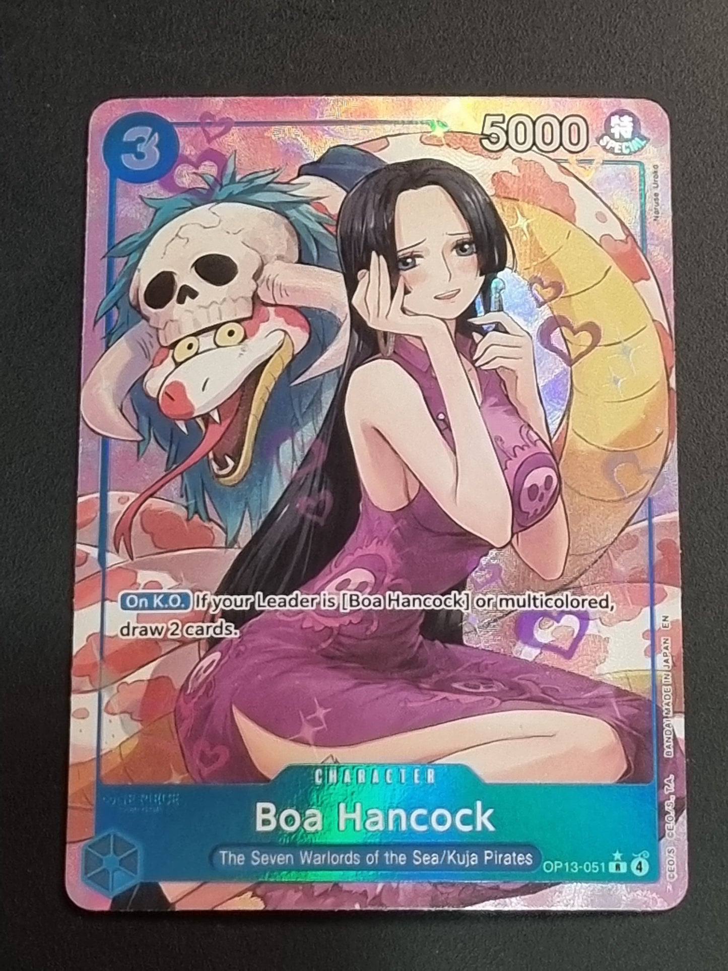Tarjeta One Piece TCG Carrying on His Will Boa Hancock Alt OP13-051